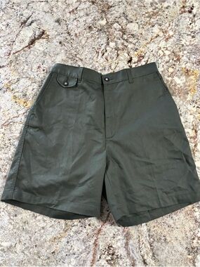 Towncraft Olive Green Flat-Front Men's Shorts